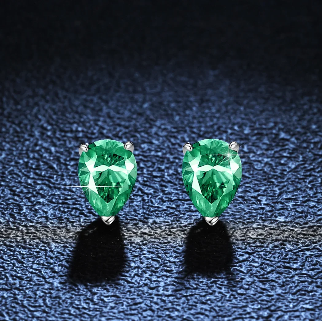 PT950 Platinum Emerald Diamond Earrings Women's Four-Prong Earrings Pear-Shaped Drop Shape 18K Gold 2-Carat Moissanite Earrings