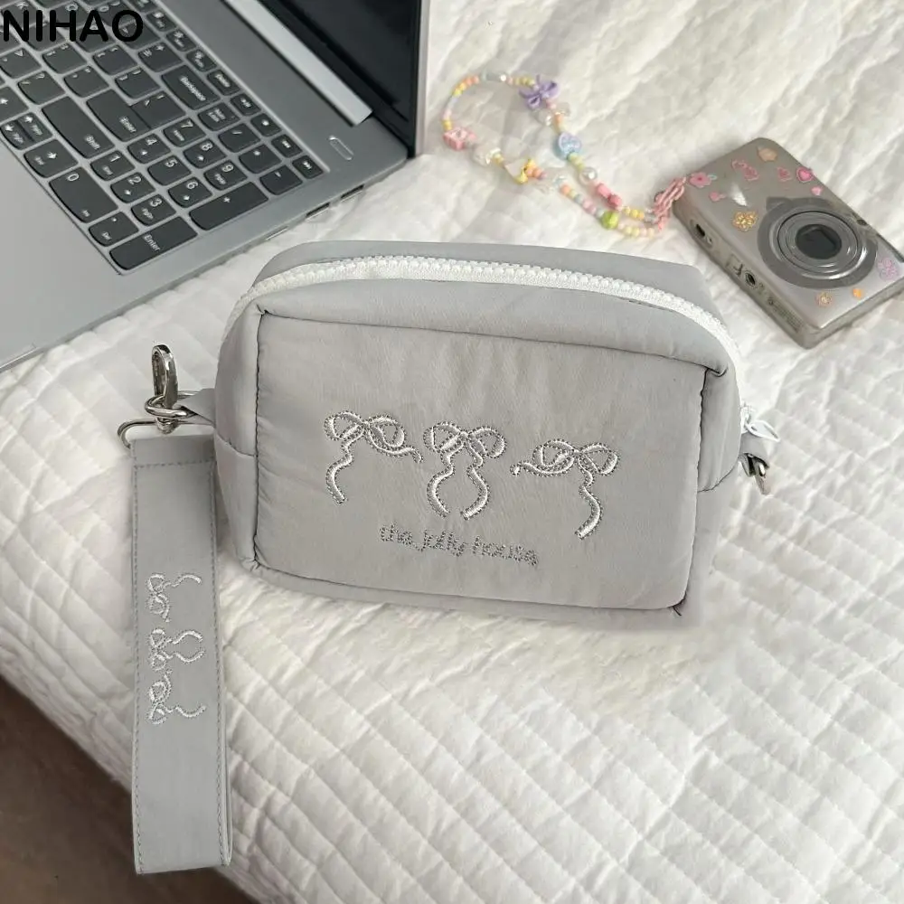 

With Lanyard Zipper Wristlet Wallet Handbag Keychain Embroidered Bow Makeup Bag Earphone Bag Lipstick Bag Nylon Coin Pocket