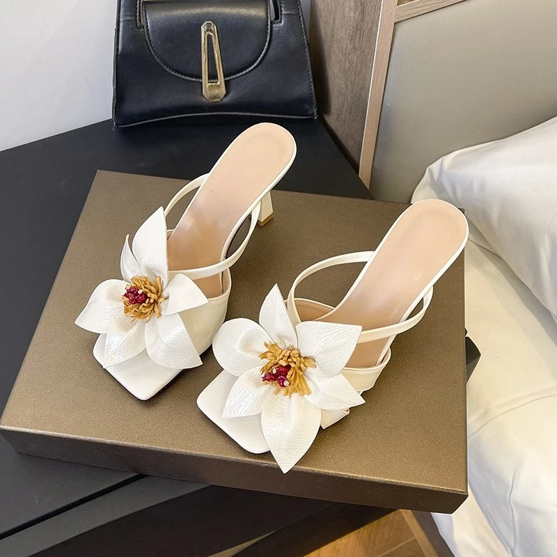 

Новинка 2025, крутые тапочки на толстом каблуке с открытым носком и квадратной головкой, женские летние босоножки на высоком каблуке