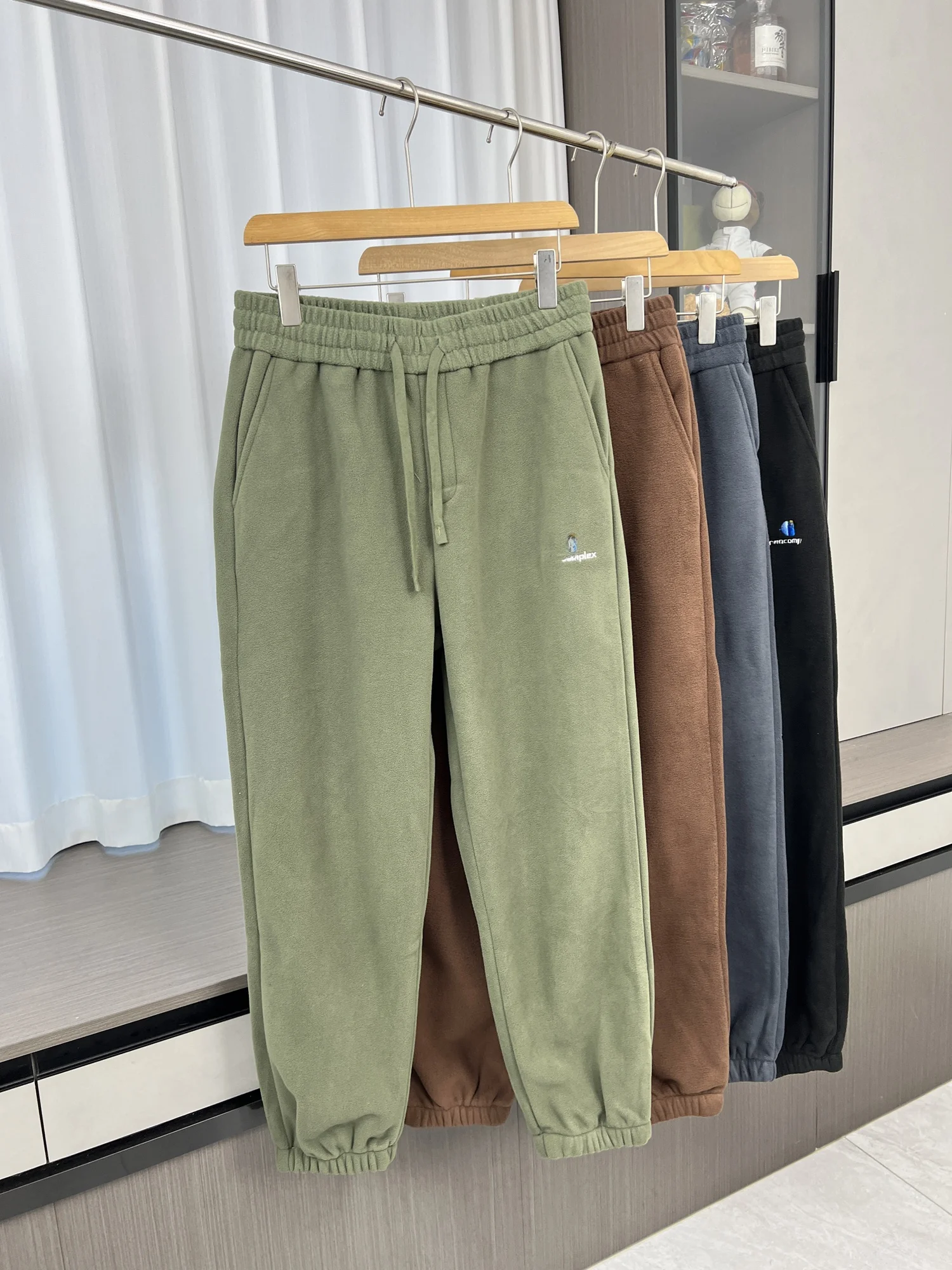 

Warmth And Sle: Men's Embroidered Fce-Lined Casual Pants All-Season Comfort Versatile And Trendy Men's Faion