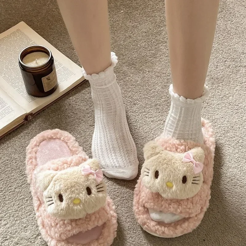 Pantofole kawaii Sanrio Hello Kitty da donna in autunno e inverno, calde pantofole in cotone felpato antiscivolo, regalo carino per gli besti