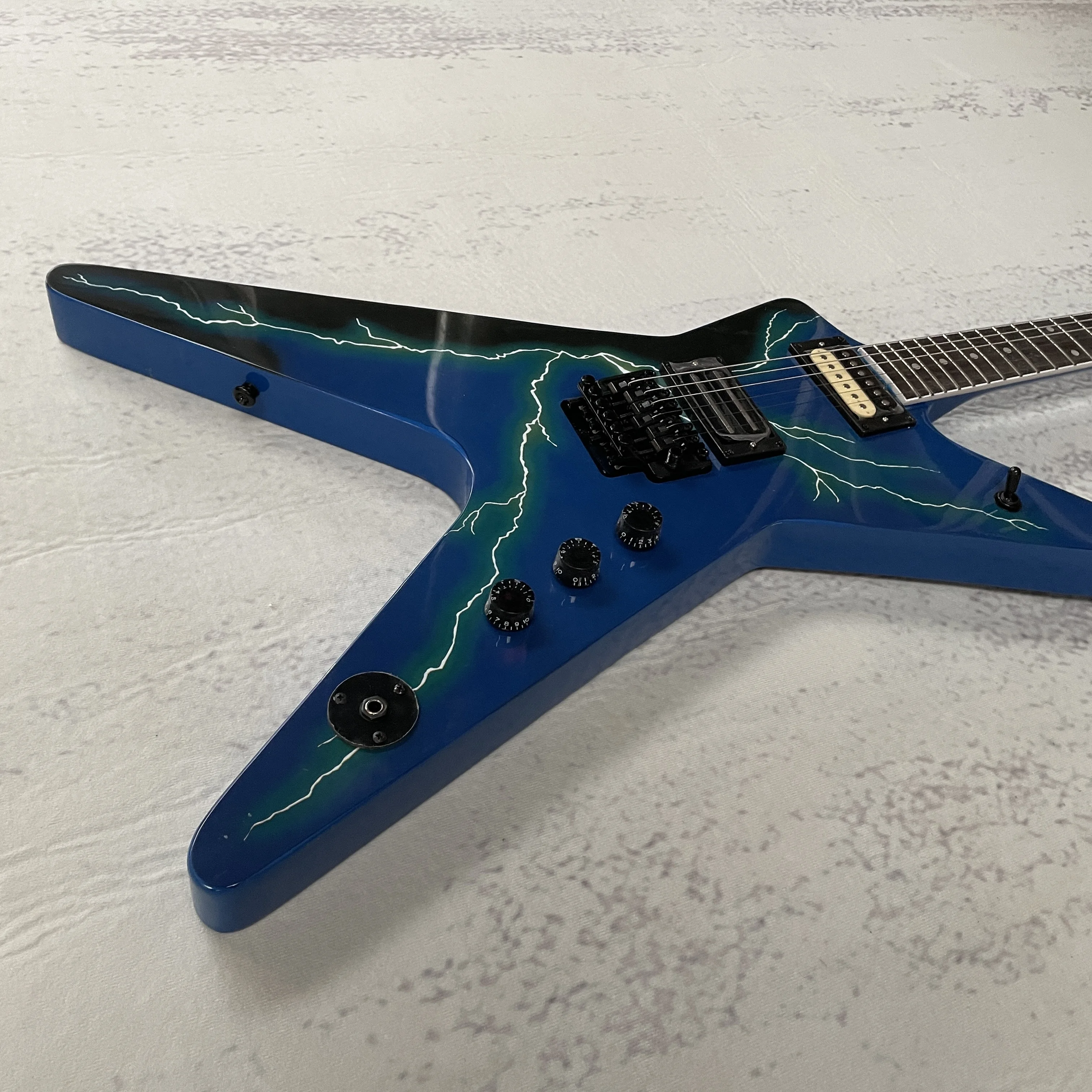 2025 Blue Dime Guitar Custom Dean Rosewood Fretboard Black Tremolo w/Bar electric guitar guitars guitarra view 3
