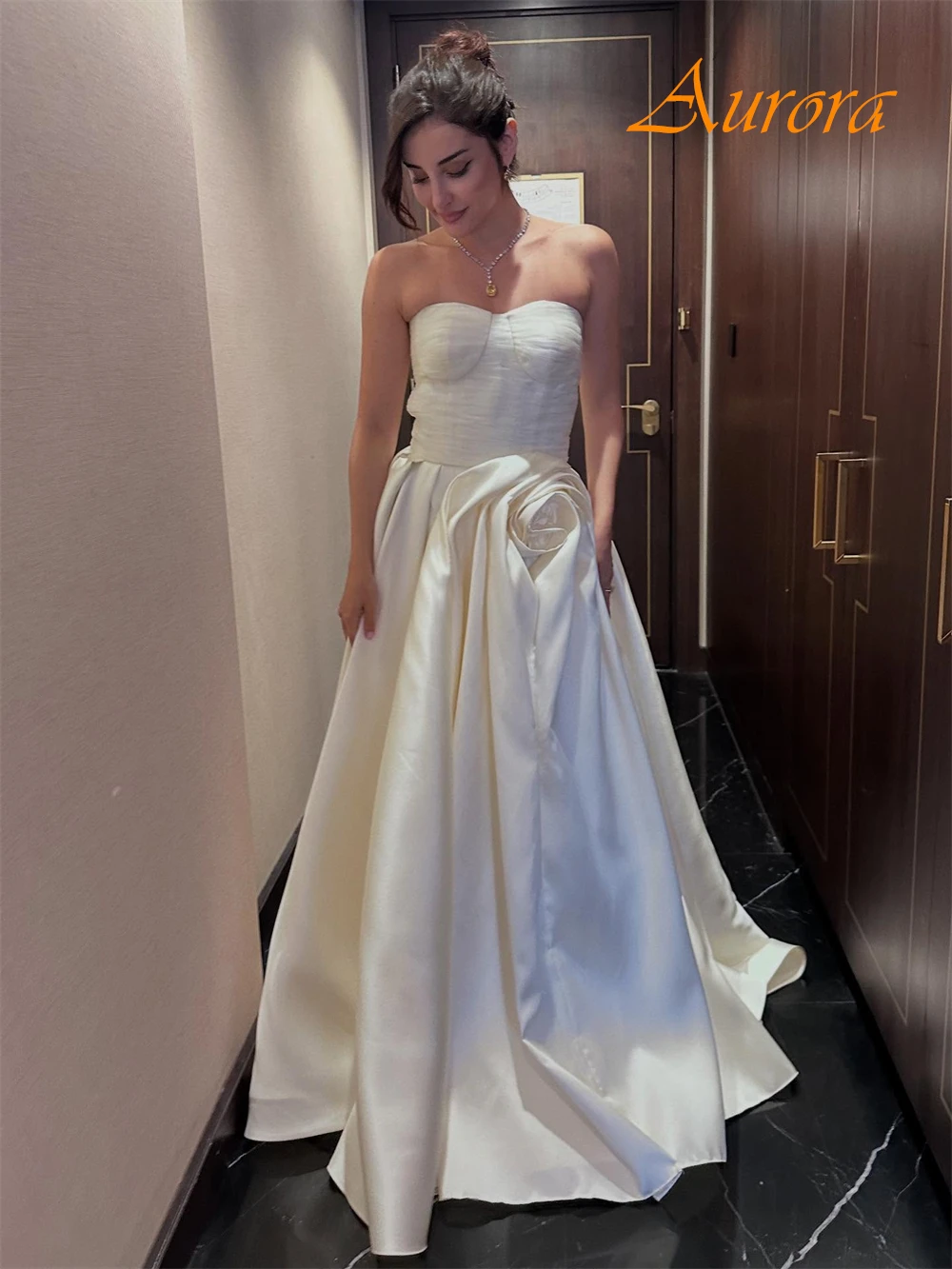 Customized Elegant Strapless Evening Dress and Temperament Satin Special Occasion Gowns and Delicate Flowers Cocktail Dresses