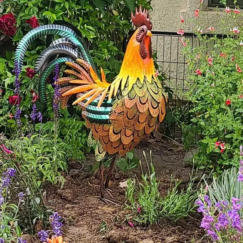 

Garden Iron Rooster Sculpture Rust-Proof Iron Chicken Carved Sculpture Standing Animal Lawn Ornament For Patio Backyard