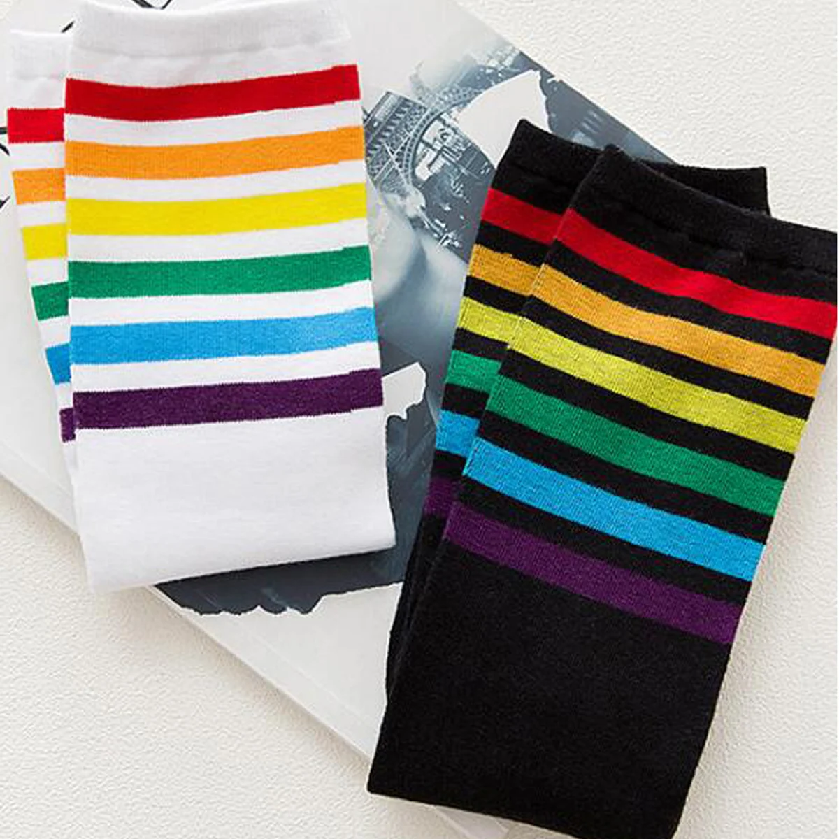 Neue Damenstrümpfe, Frühjahrstrends, lässiger, preppy-Stil, knielange Socken, hochwertige Baumwolle, einfarbig, lange Socken, bequem. – Detail 10