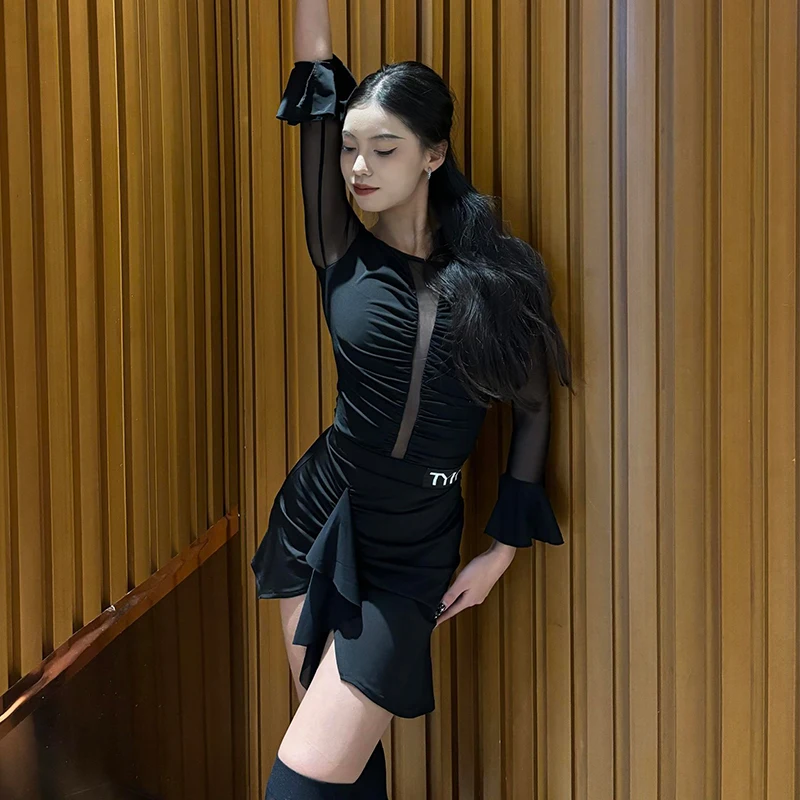 Traje de baile latino para mujer, mono negro de manga larga, falda Irregular, ropa de actuación de Tango y Rumba para adultos, ropa de práctica VDL2804