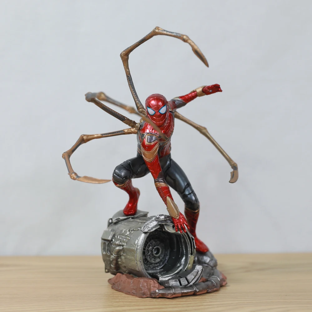 18cm Superhero Iron spider man Action Figure Combat version PVC statue Collection Model home decoration kids gift