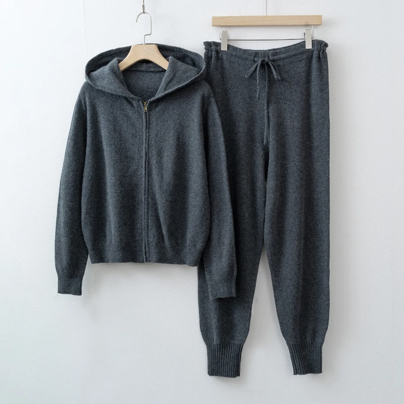 2015 Women's Knit Wool Cardigan and Pants Set