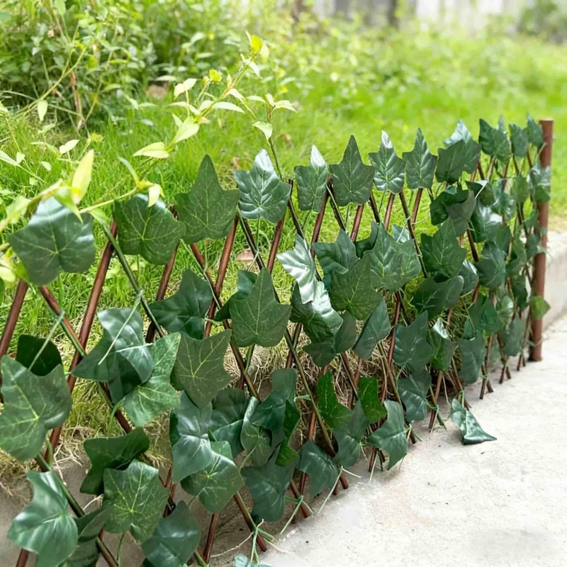 Valla de Plantas Artificiales para Exteriores, Valla Retráctil de Hiedra Artificial, Marco para Plantas Trepadoras, 1 Lámina, Protección UV, Decoración para Jardín y Balcón