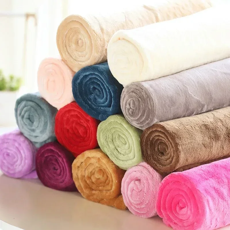 Blankets Flannel Super Soft Plush Comfortable Solid Color Coral Fleece Quilts Office Warm Nap Lightweight Knee Shawl Blanket