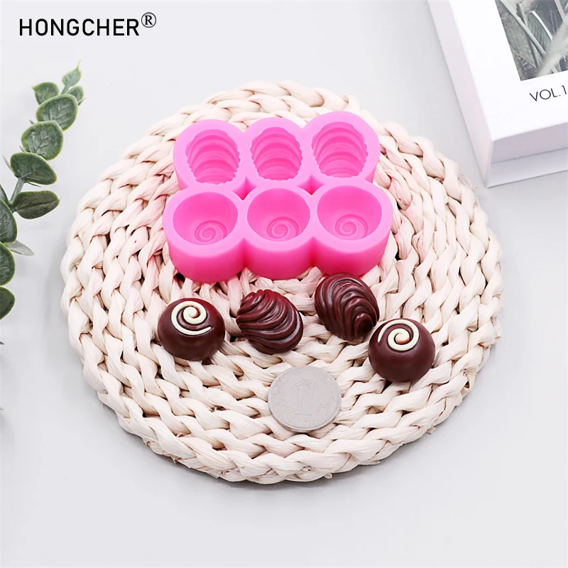 Butterfly Swirl-Shaped Silicone Mould for DIY Resin Accessories, Small Ornaments, Chocolate Cakes and Dessert Decorations