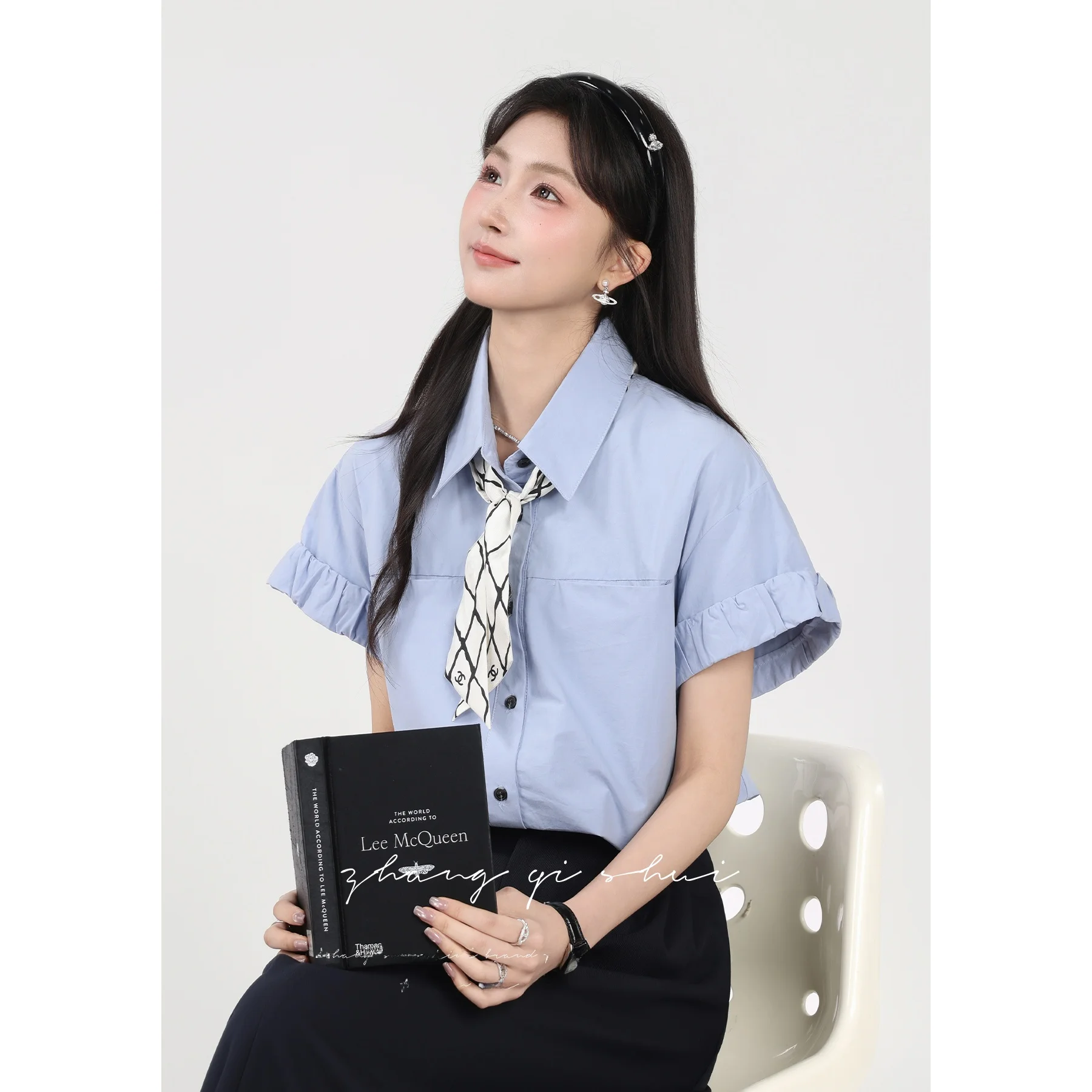 

Blue Neck Short Sleeve Shirt Women's Design Sensibility Age Reduction Top Commute Style Korean Loose Fit Pure Color Butt...