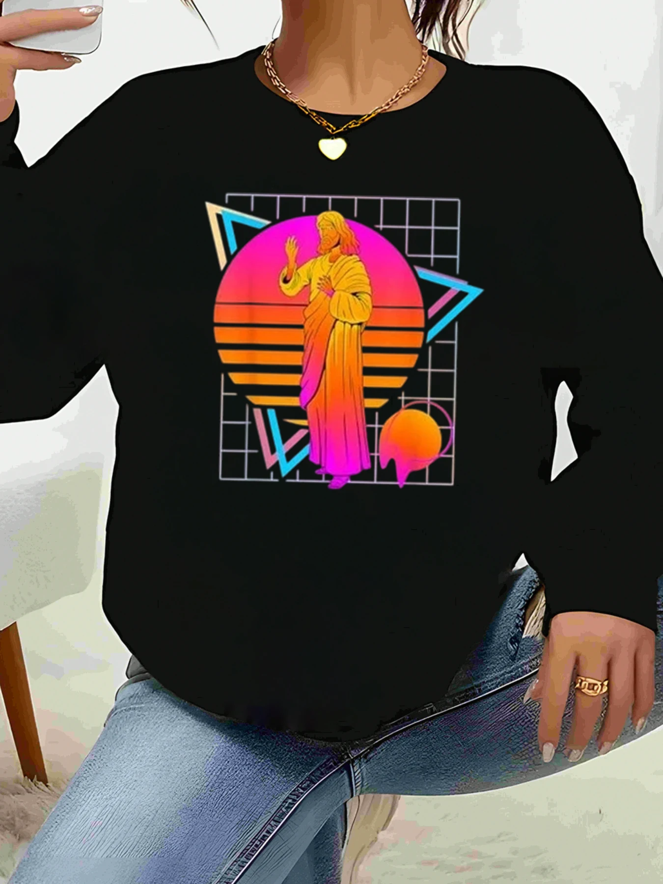 เสื้อยืดแขนยาวพิมพ์ลายกราฟิกย้อนยุคพระเยซูสวมใส่สบายๆ แฟชั่นสตรี