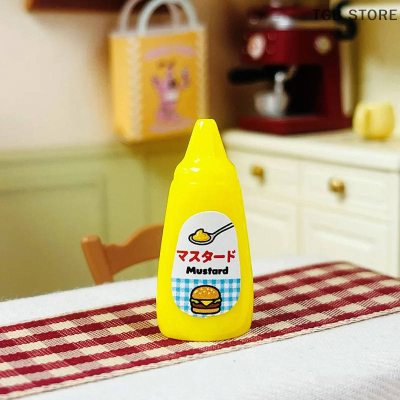 ランダムなミニチュアドールハウス用ジャム、ミニケチャップ、ごっこ遊び用食品、ドールデコレーションアクセサリー、おもちゃ