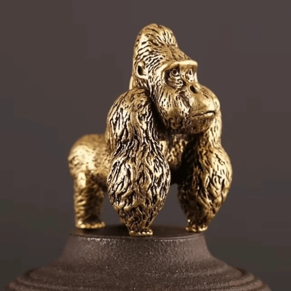 Vintage Gorilla Figurine Miniature Size Pure Copper Gorilla Desk Ornament Antique Style Solid Chimpanzee Model