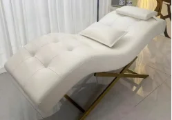 

The production time for the white beauty chair is 7 days, and production will be arranged after the New Year