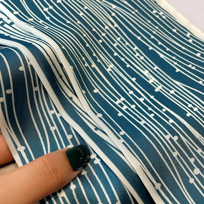 Frühling/Sommer Luxus Lange Silk Schal Weibliche Druck Dünne Schmale Schal Tasche Haar Band Band Schals Frauen Imitation Seide halstuch – Detail 4