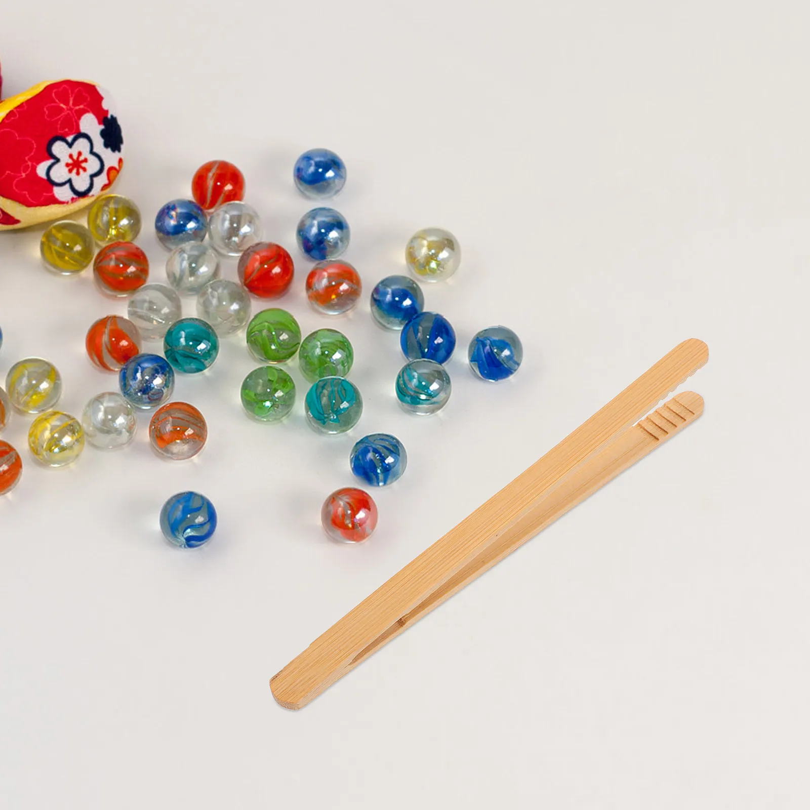 

4pcs Wooden Kids Fine Motor Skills Tools Educational Tongs For Children Grip Practice Montessori Sensory Game Home Kindergarten