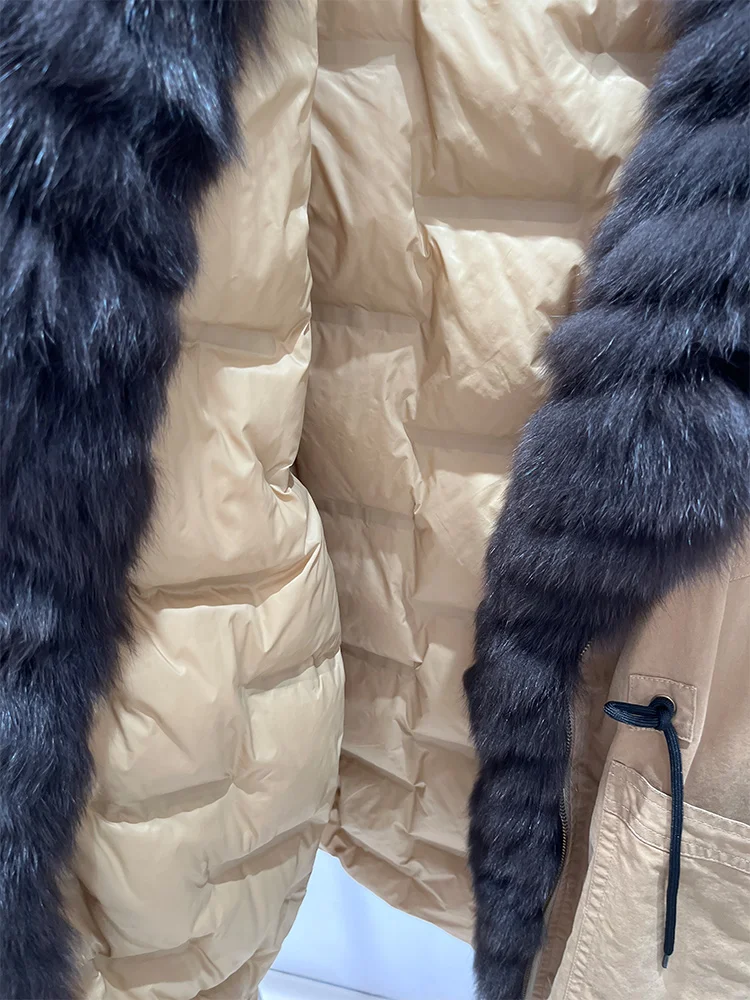 جديد شتاء دافئ لعام 2025 سترات نسائية طبيعية من ريش الإوز معاطف من فرو الثعلب الحقيقي سترات منتفخة ملابس خارجية نسائية سميكة غير رسمية