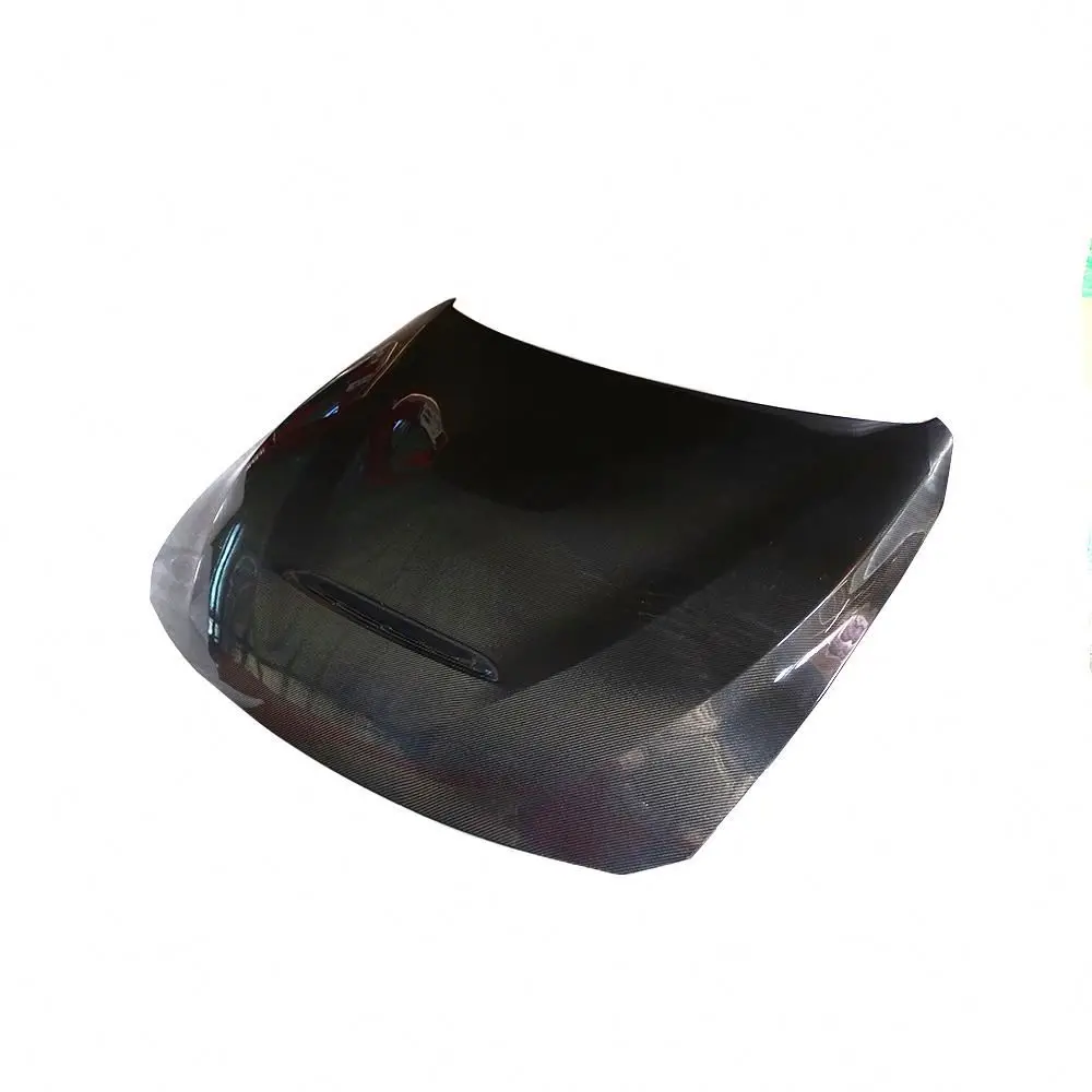 

High Quality Pure Carbon Fiber M4 Car Engine Cover Hood With Vents Bonnet for BMWs F80 M3 F82 F83 M4 14-19