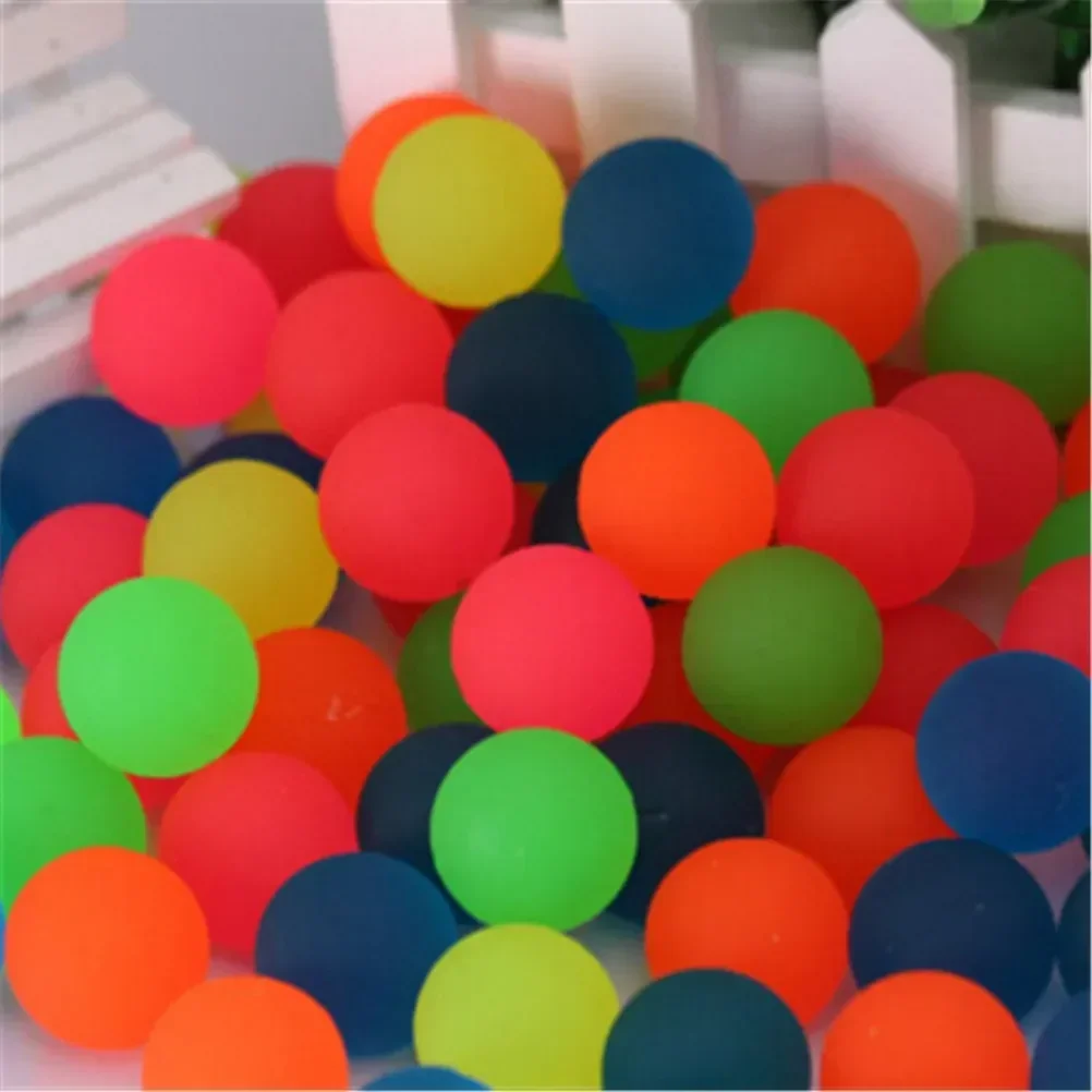 1 pz palla giocattolo colorato palla rimbalzante mista bambino gomma elastica bambini bambini giochi sportivi all'aperto palle di salto giocattoli gonfiabili da bagno