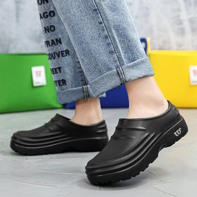

Summer Men's Shoes Anti Slip Indoor Kitchen Work Lightweight Waterproof New Fashion Garden Shoes Anti Slip Beach Shoes 39-48