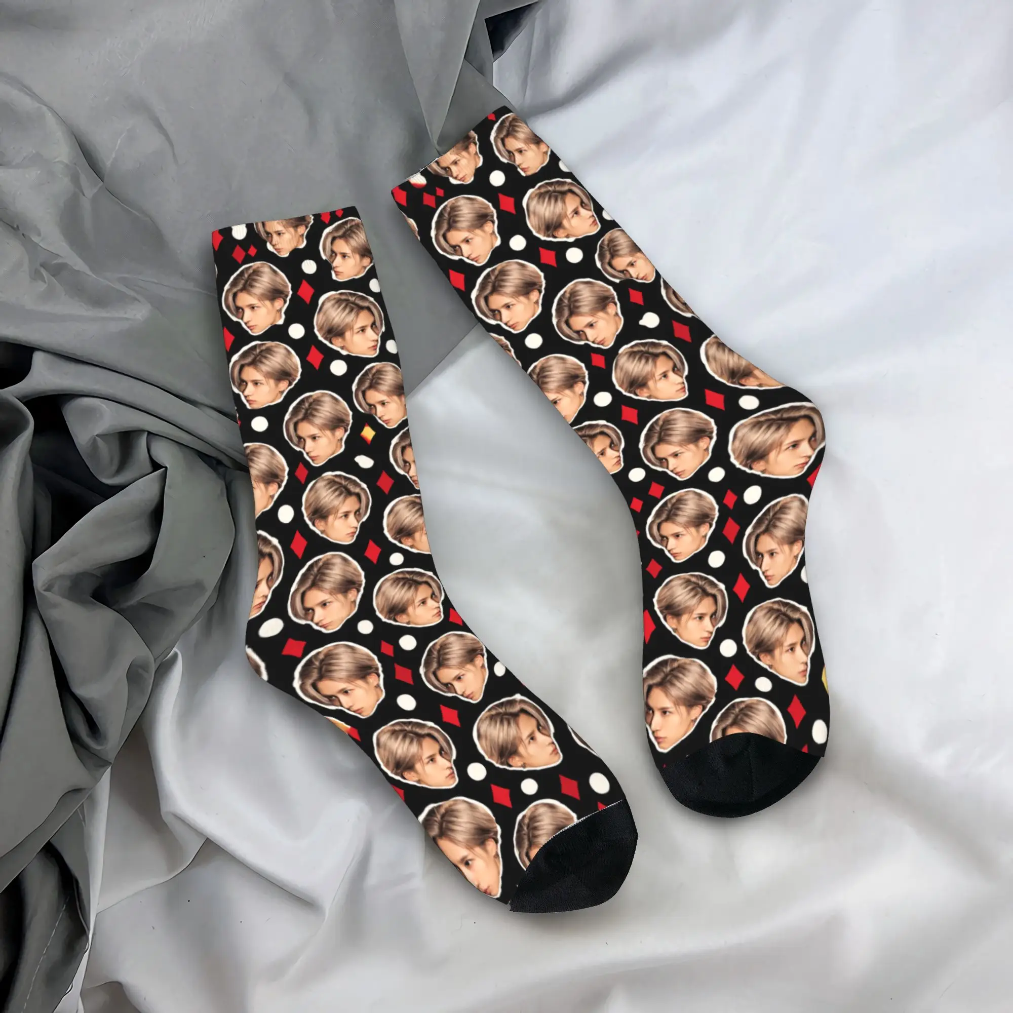 Women Men Socks TAEMIN LiMiNaL World Tour  Stockings Non Slip Quality Socks Winter Fashion Pattern Outdoor Sports Socks