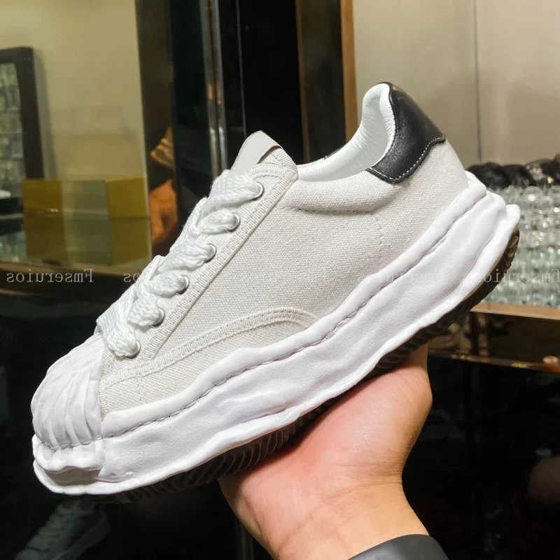 Men Women Casual Shoes Fashion Sneakers Round Toe Lace Up Thick Sole Canvas High Quality Irregular Design Walking Shoes Flats