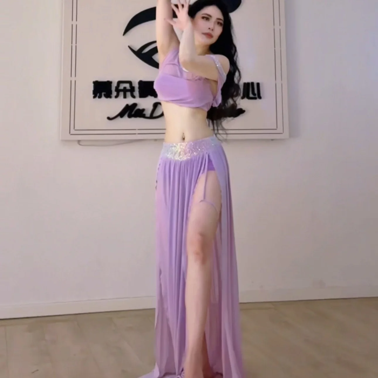 2025 traje de desempenho de dança do ventre avançado conjunto de malha de lantejoulas sexy temperamento prática roupa feminina roupas de dança oriental