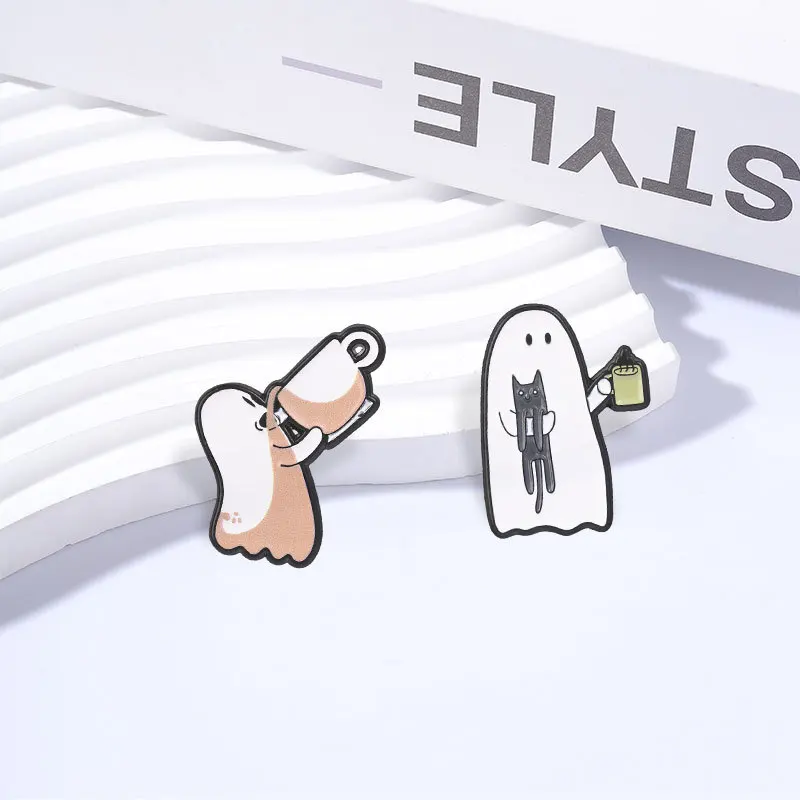 Creative Halloween Cartoon Ghost Series Pin Funny Ghost Drinking Coffee Cat Badge Decoration Brooch