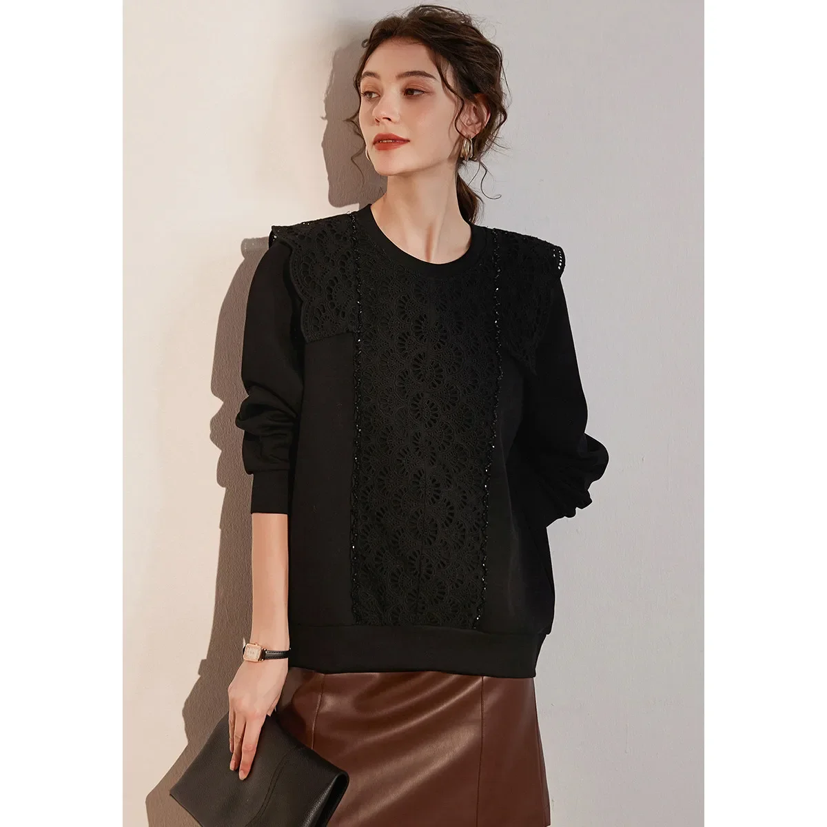 LOUIS YAO 2025 Spring Autumn Fashionable Splicing Hoodie Creative Three Dimensional Embroidered Round Neck Top for Women