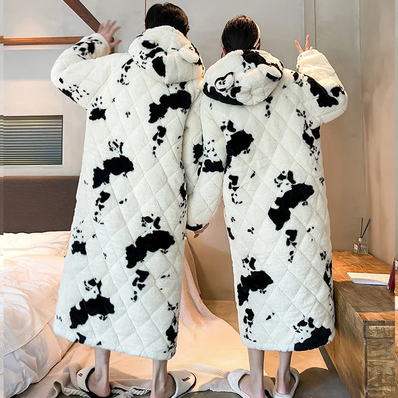 Autumn Winter Bathrobes Cotton Warm Lengthened Kimono Gown Couple Flannel Robe Women Hooded Bathrobe Men White Cow Home Clothes