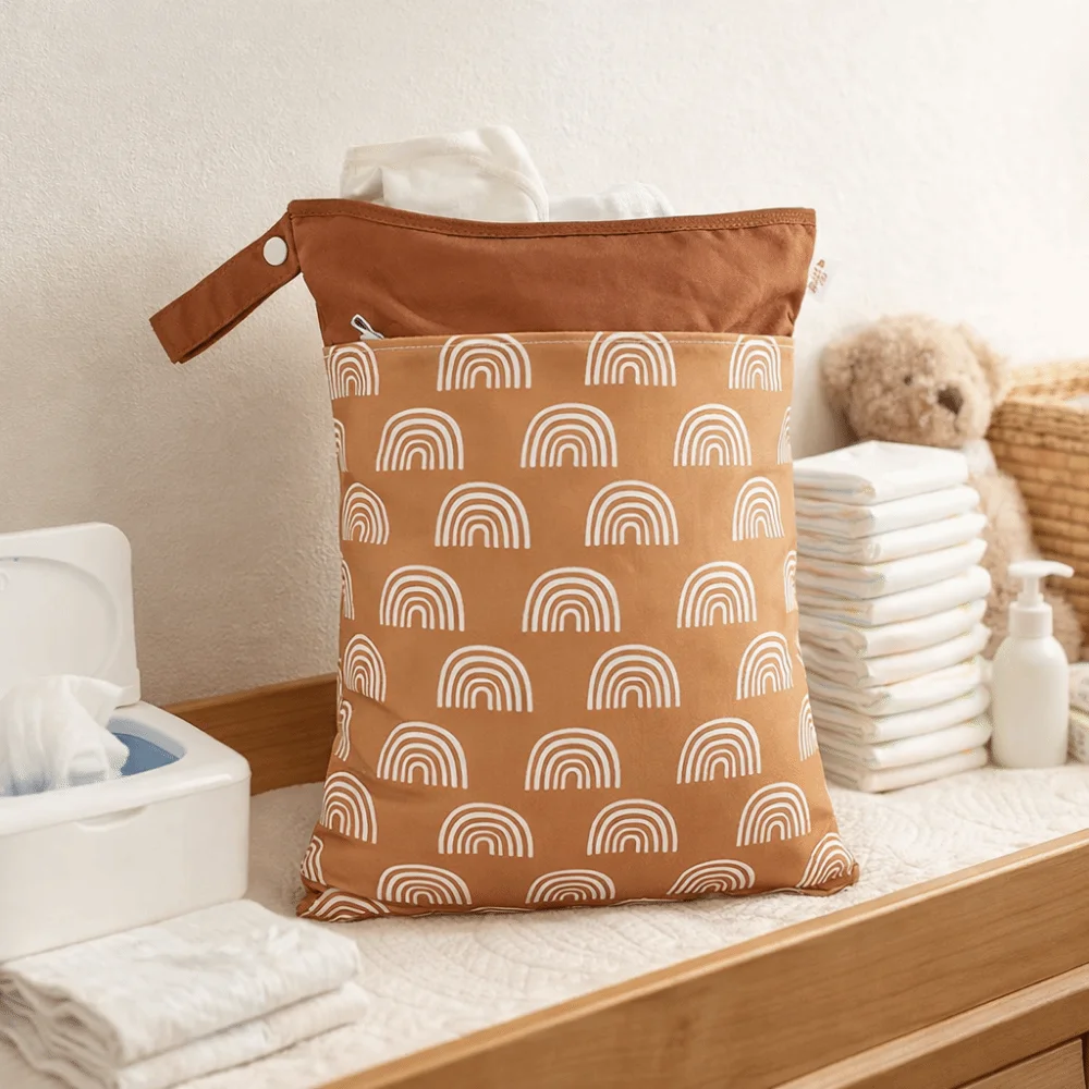 Waterproof Waterproof Diaper Bag Reusable with Handle Portable Mommy Bag Nordic Style Separate Wet Dry Diaper Wetbag