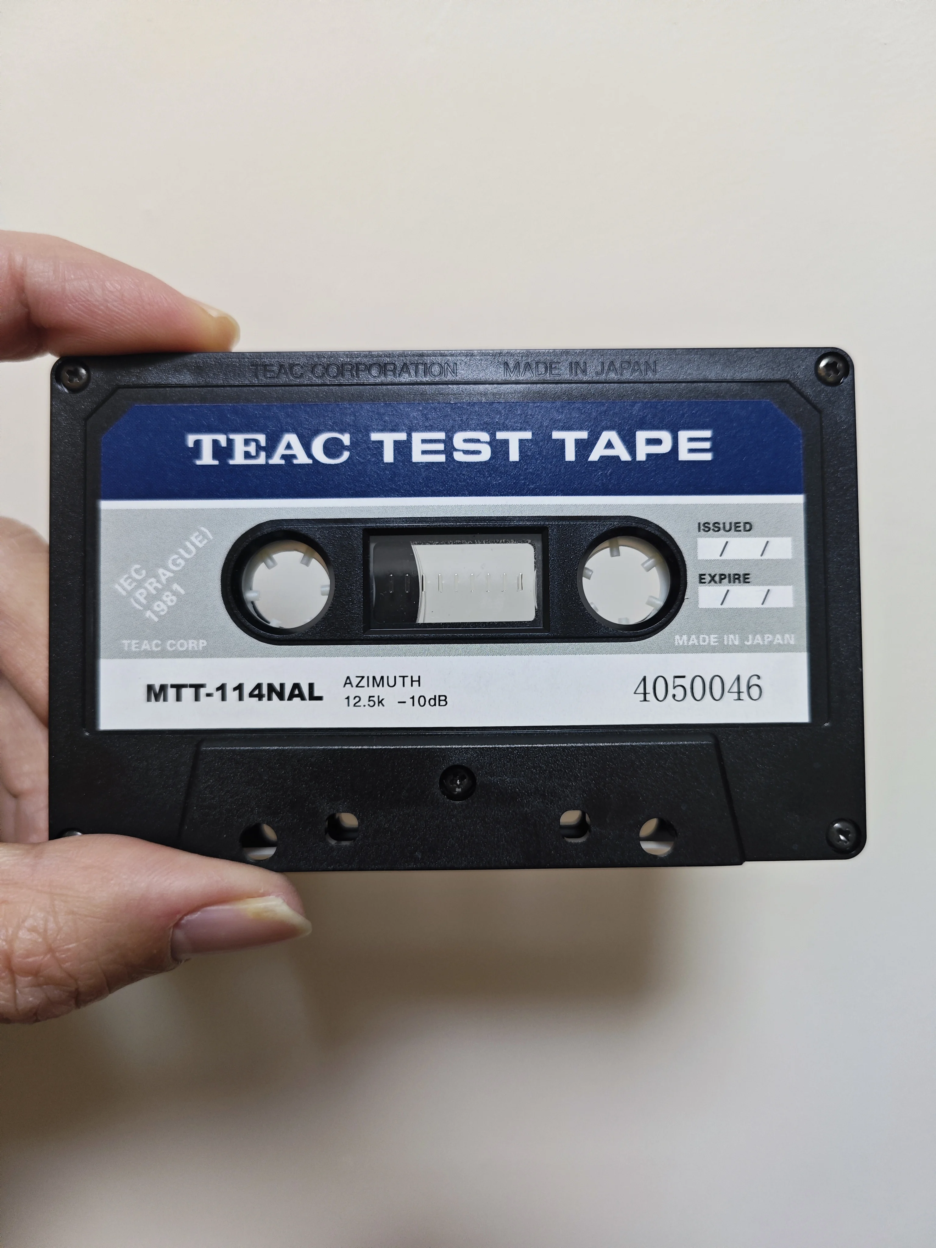 

Тест азимутальной стабильности для TEAC с калибровкой и обслуживанием трёхголовочного держателя карт 12.5kMTT114NA