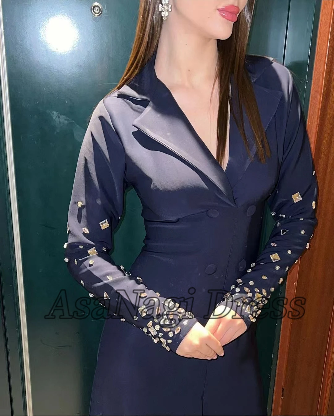 AsaNagi Abiti da ballo in raso blu navy con scollo a V Bottoni in cristallo personalizzati Abito per occasioni formali abiti fiesta noche Alta