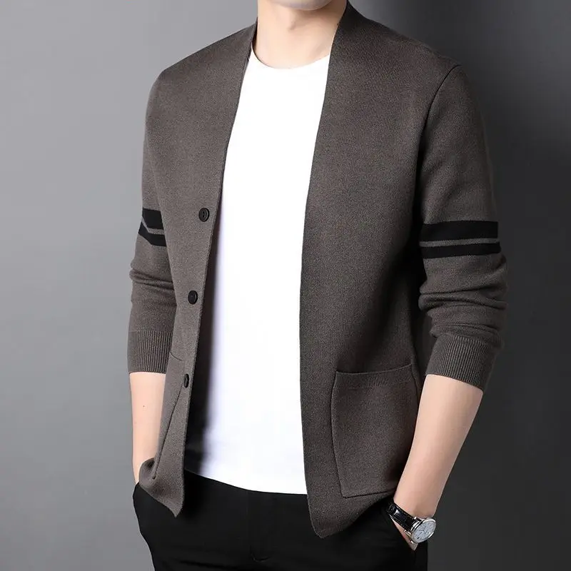 Men\'s Autumn and Winter New Fashion Simple V-neck Pocket Button Panel Casual Versatile Long Sleeve Loose Sweater Knitted Coat