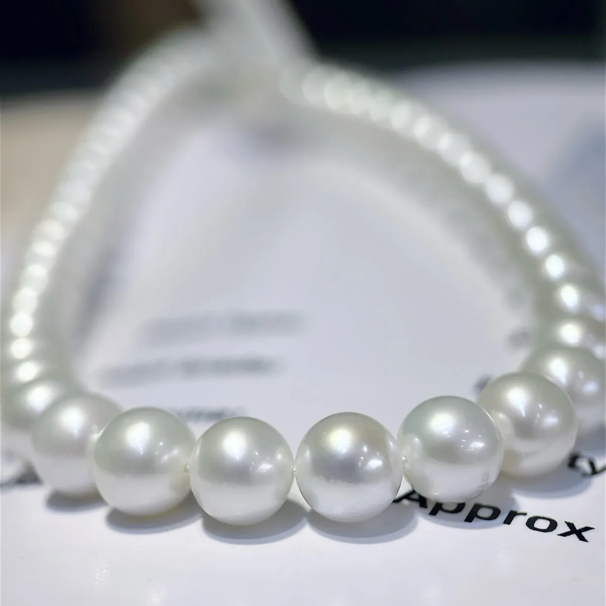 

Ожерелье из натурального пресноводного жемчуга 8-9 мм, почти идеальный круглый прохладный белый светящийся минимальный вкус, элегантный подарок с жемчугом