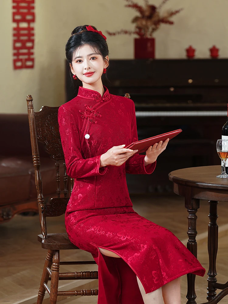 red-wedding-dr-thi-long-sve-traditional-chinese-sle-autumn-winter-new-year-ele-mother-of-the-bride-gown
