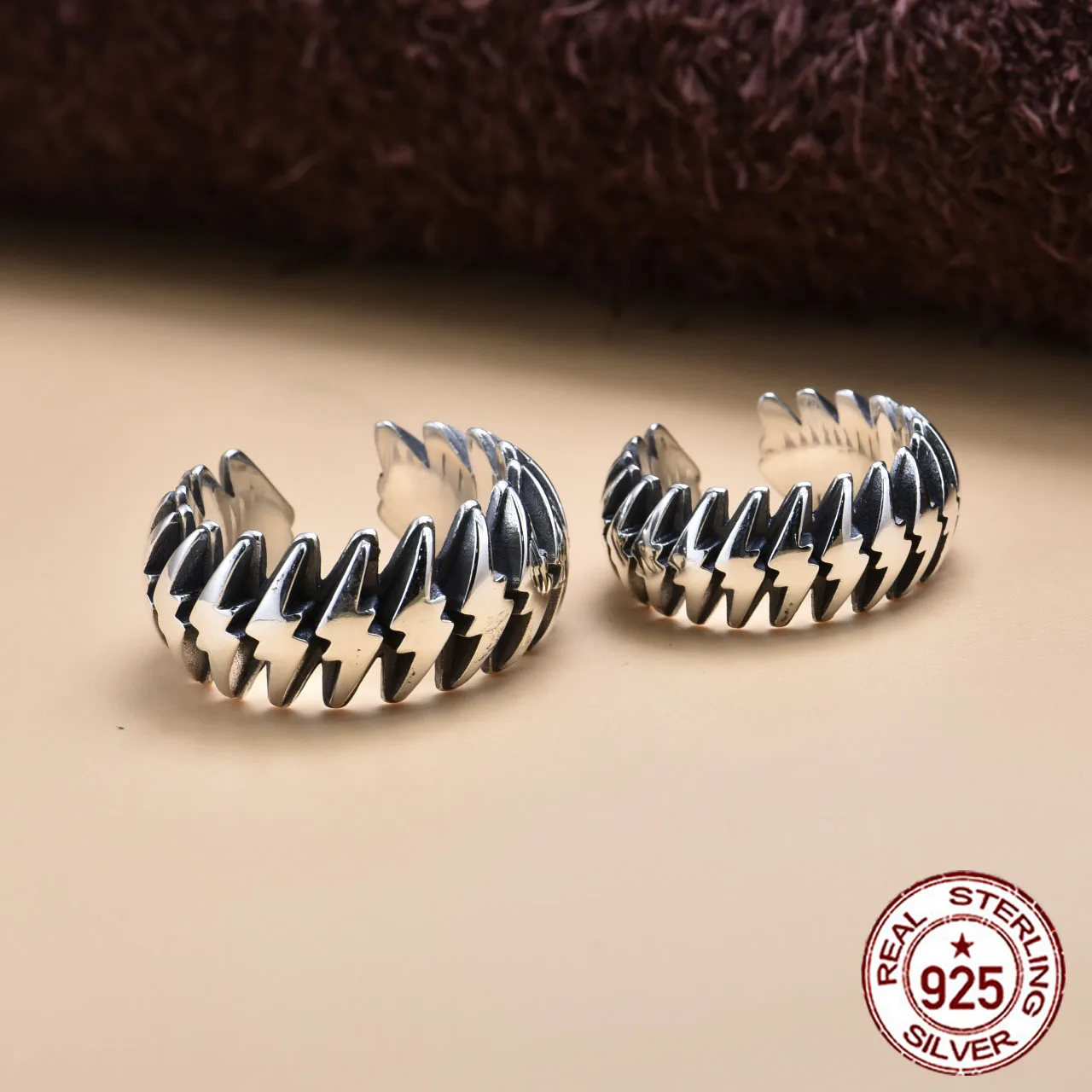 S925 sterling silver ring for trendy men Hip hop Street Dark Lightning Precision Retro Creative Design Fashion personality