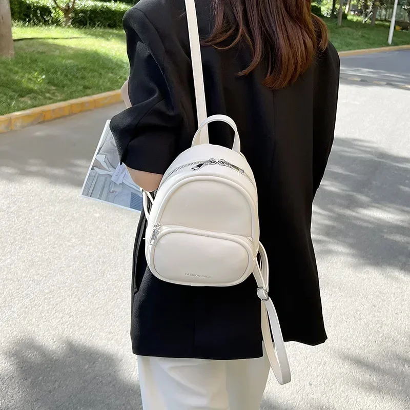 Petit sac à dos carré pour femmes, sac à documents de bonbons initié, petit sac à dos de voyage à la mode, sac à dos mignon, nouveau, 2022