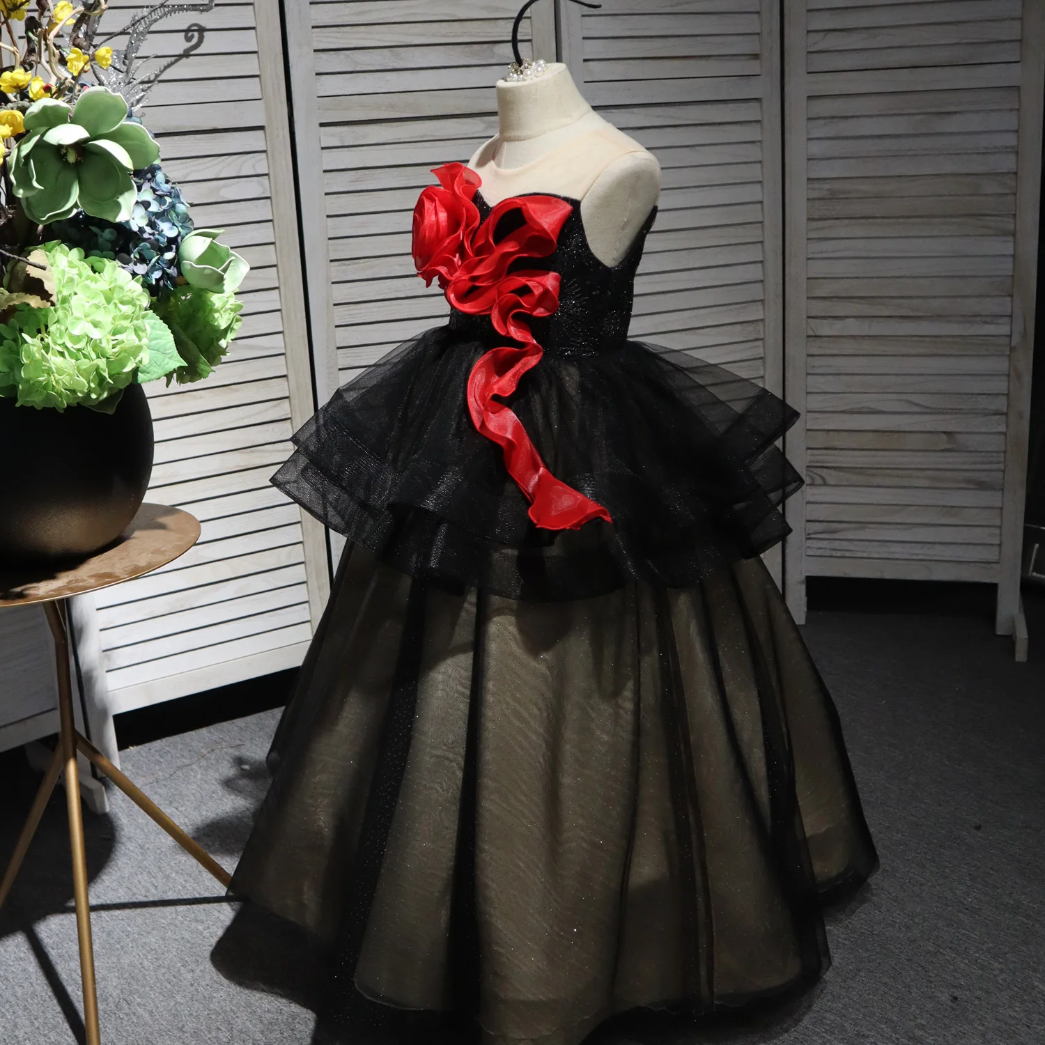 

Black long dress with a round neck and red flowers for girls, birthday party dress and beauty pageant dress