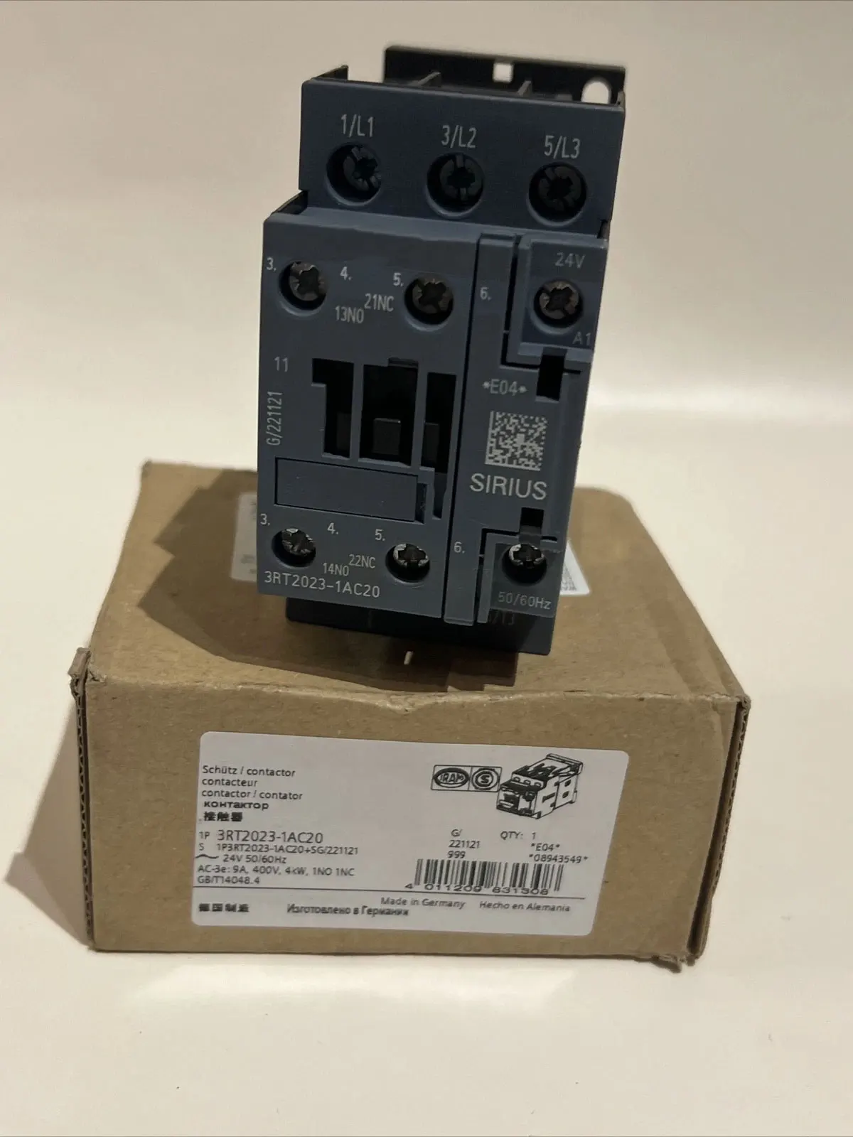 

Совершенно новый 3RT2023-1AC20 3RT2024-1AC20 3RT2025-1AC20 3RT2026-1AC20 3RT2027-1AC20 3RT2028-1AC20 Гарантия один год