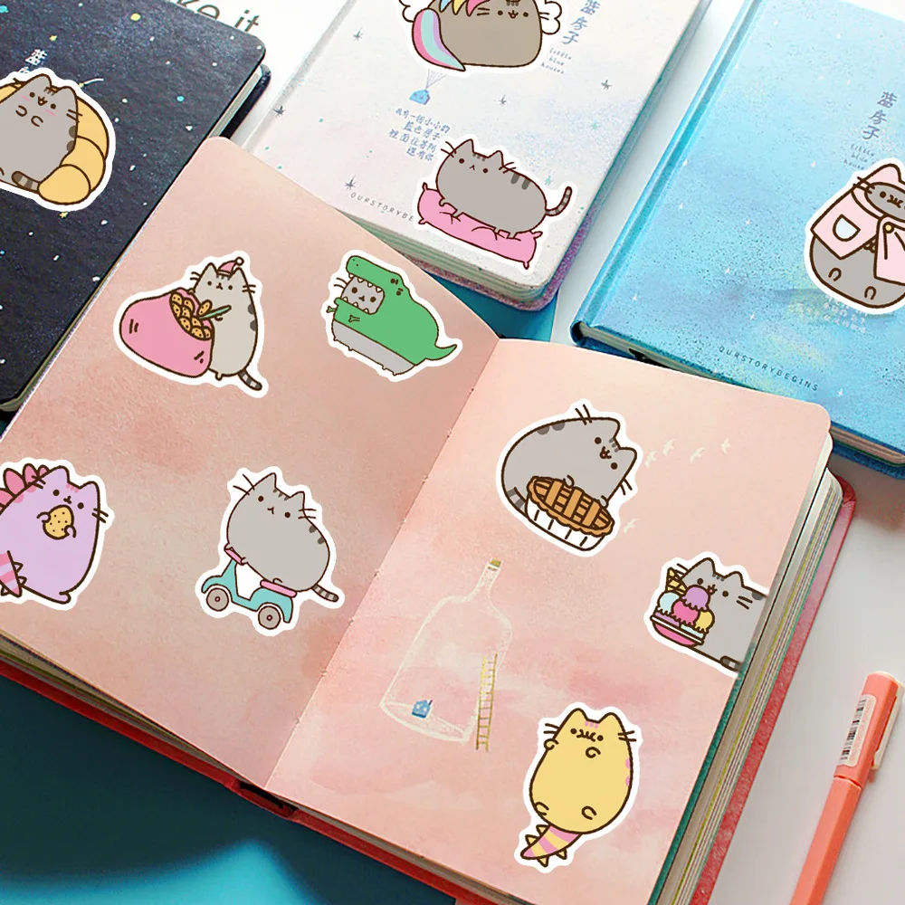 50 Stück Pusheen Anime-Aufkleber, wasserdicht, für Graffiti, Skateboard, Notizbuch, Handy, niedliche Dekorationsaufkleber, Spielzeug – Detail 15