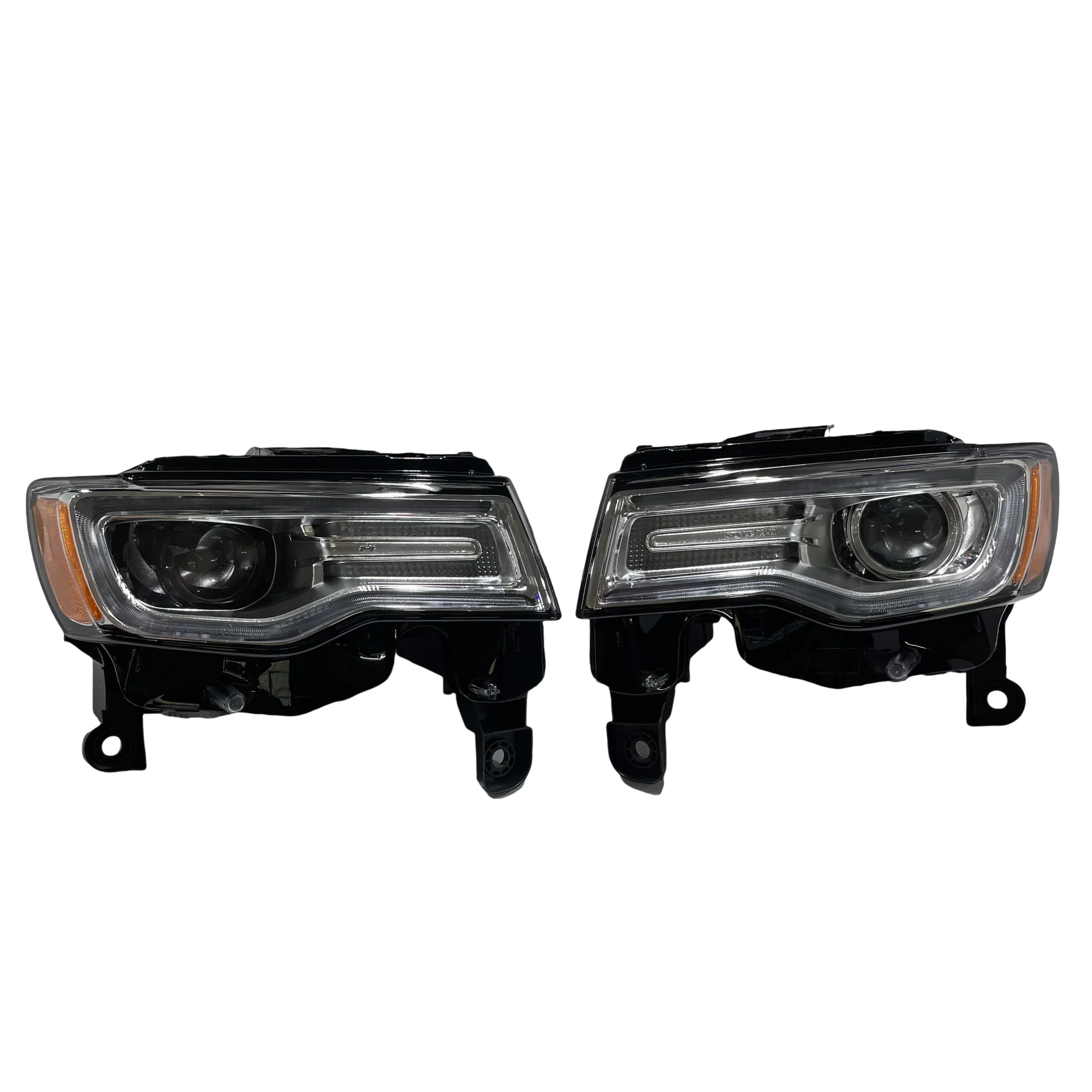 

Automatic Lighting System HeadlightsSuitable For Grand Cherokee Headlights