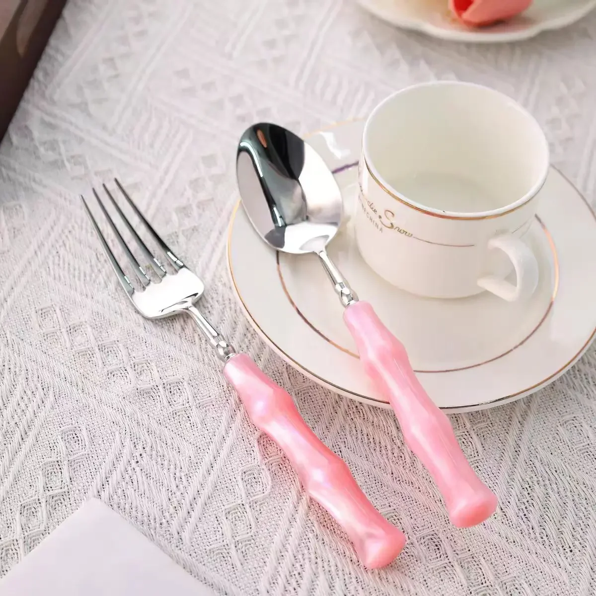 High value ins wind 304 stainless steel knife, fork,spoon,western tableware, French steak knife, fork,dessert spoon and fork set