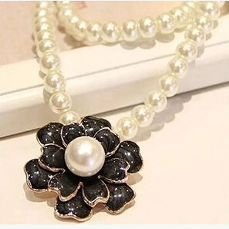 luxury designer jewelry Camellia double necklace sweater chain female accessories fashion Joker Pearl petals necklaces