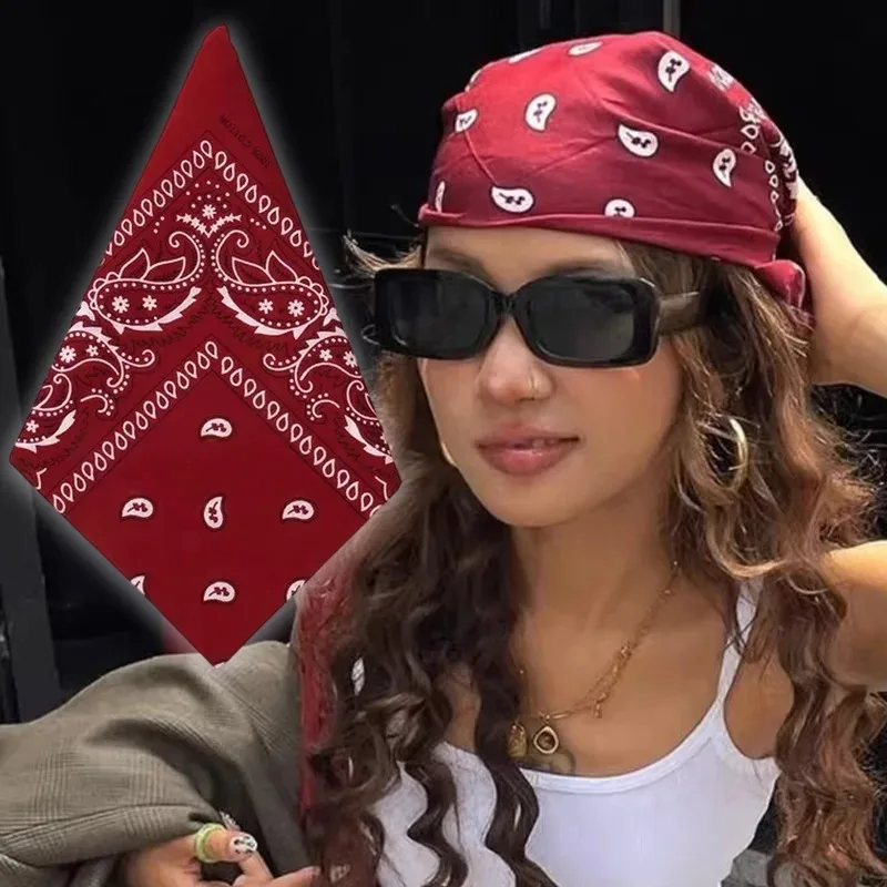 Vintage Y2K Wine Red Cashew Flower Printed Scarf Fashion Hip Hop Small Square Bandana Hairscarf for Women Men Hair Accessoires