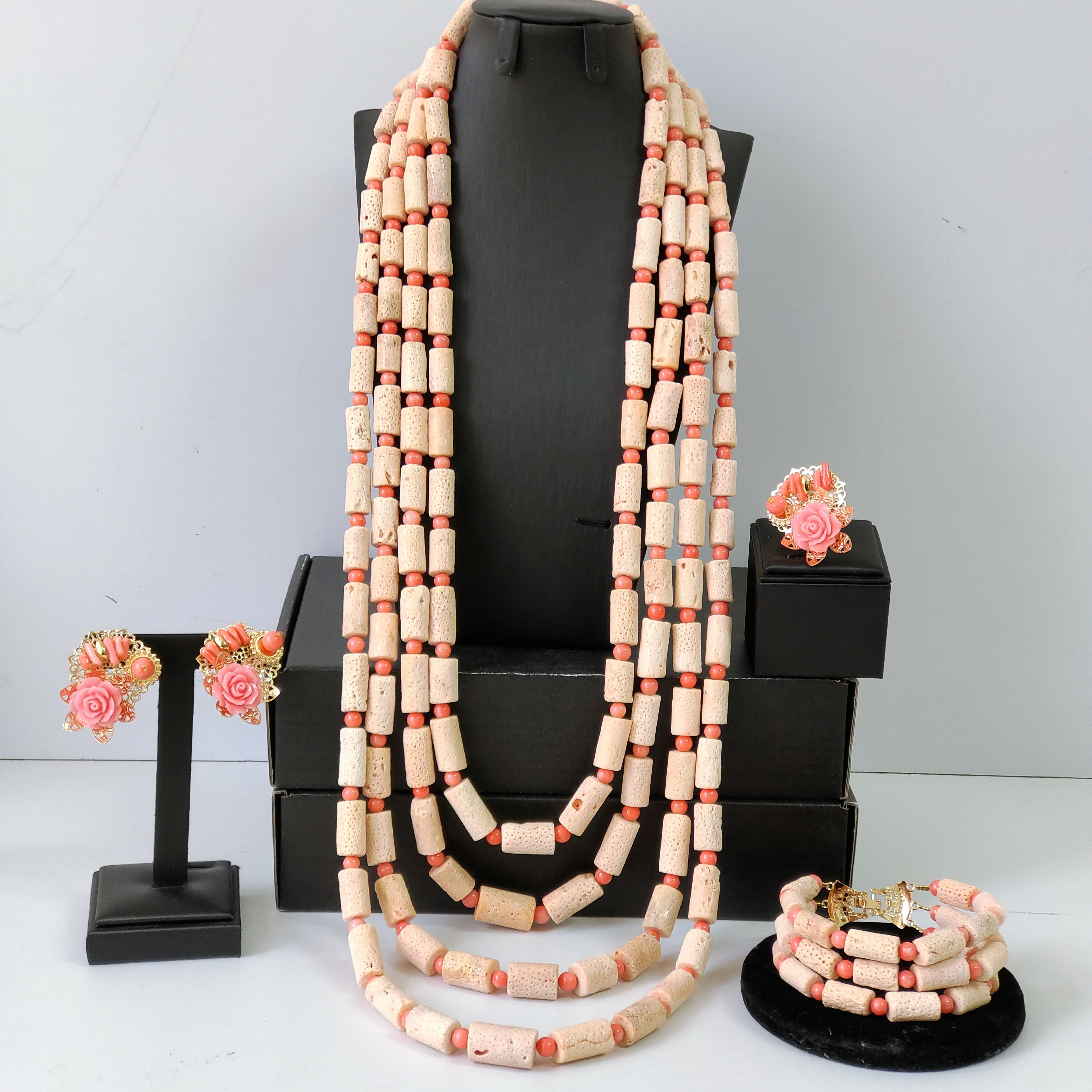 

New Fashion Jewelry Set Nigerian Wedding Coral Beaded Necklace Bracelet Earrings Ring Bridal Accessories