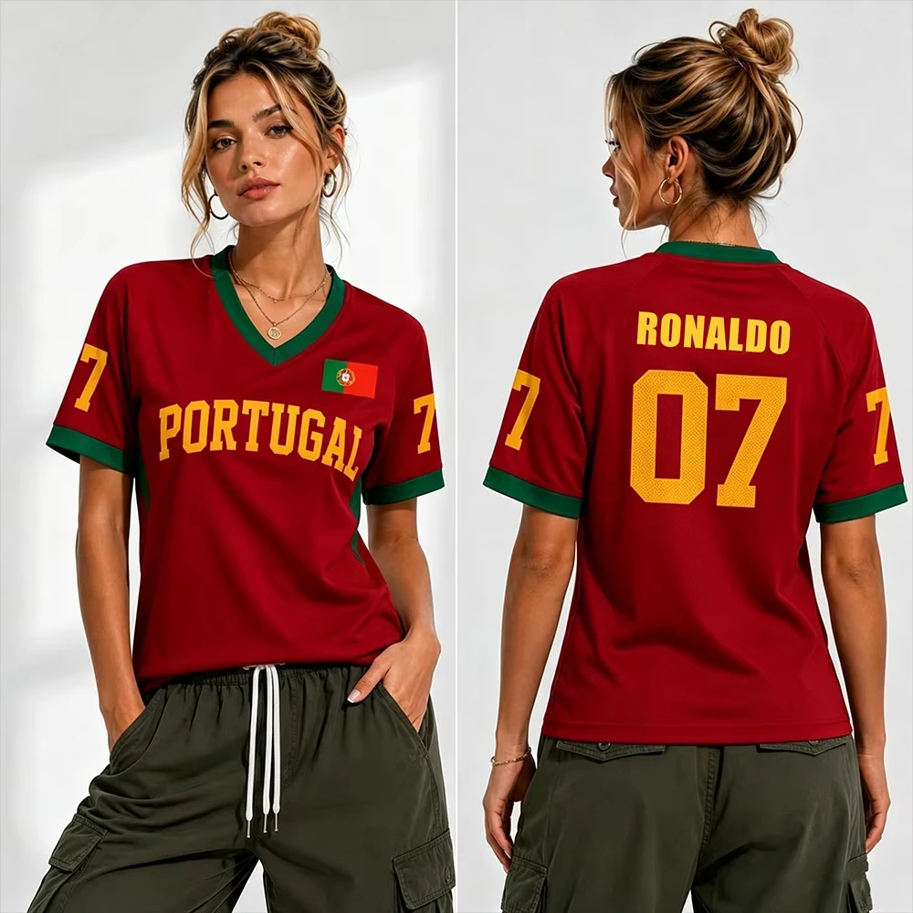 Portugal Fußballtrikot CR7 Nummer Rot Fan-Shirt für Damen und Herren Modisches Atmungsaktives Mesh-Trikot V-Ausschnitt Übergroßes Fußball-Oberteil – Detail 4