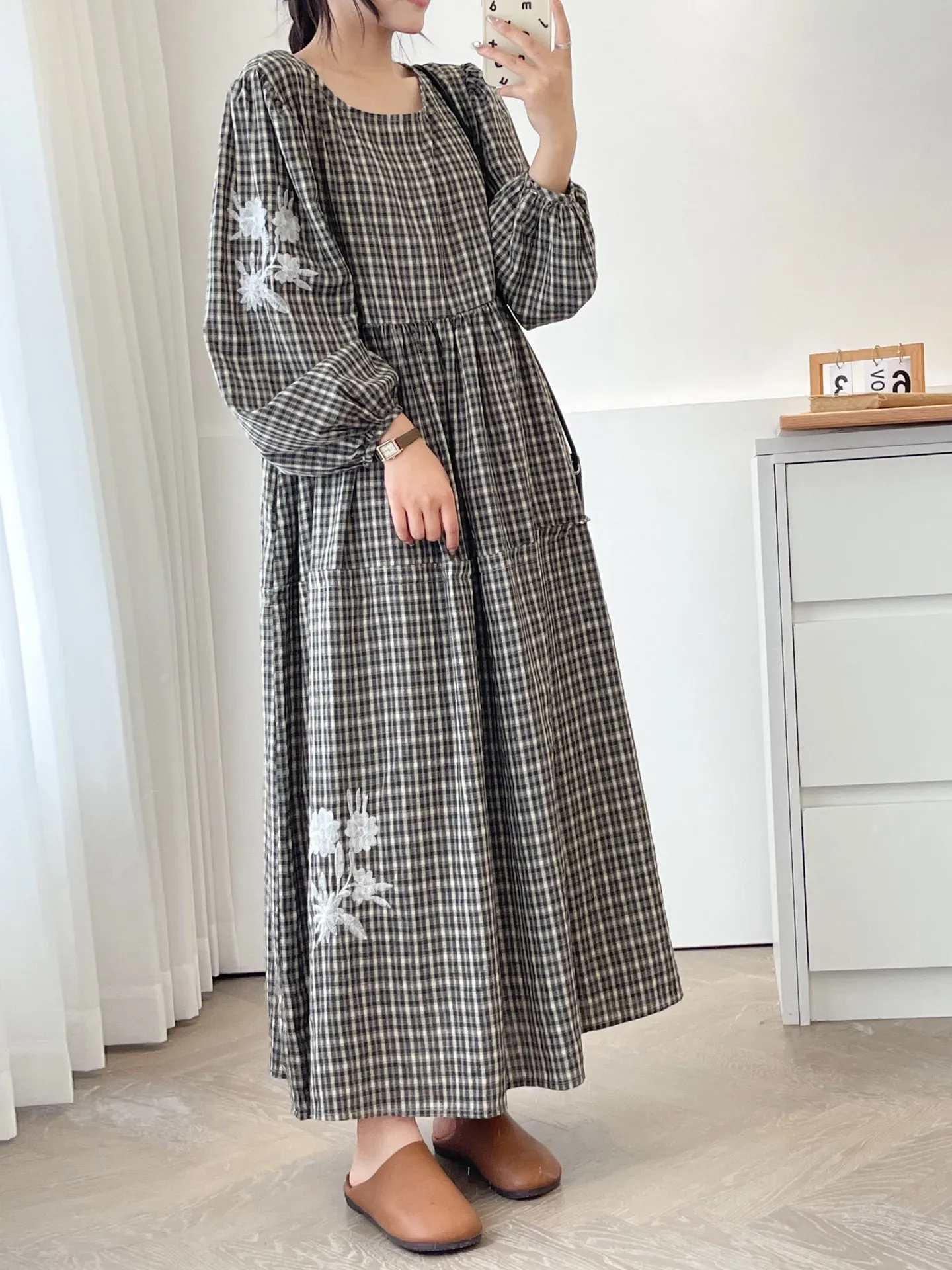 New Summer Cotton Long Sleeve Dresses, Woman O Neck Embroidery Plaid, Mori Girl Chic Vintage Loose Dress, 2024 Autumn D48371QC